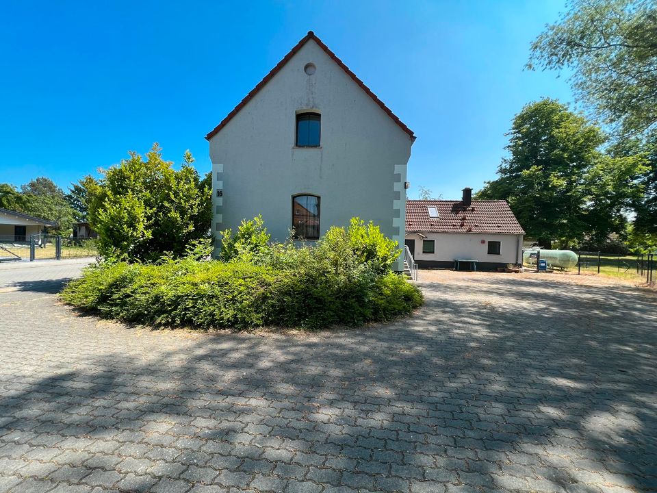 Vermietetes Mehrfamilienhaus in ruhiger Ortslage in Glebitzsch zur Kapitalanlage in Glebitzsch