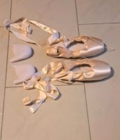 Neuwertig Grishko Ballettschuhe Größe 7 Nordrhein-Westfalen - Krefeld Vorschau