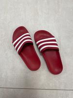 Adidas Adilette rot 36 Bochum - Bochum-Südwest Vorschau