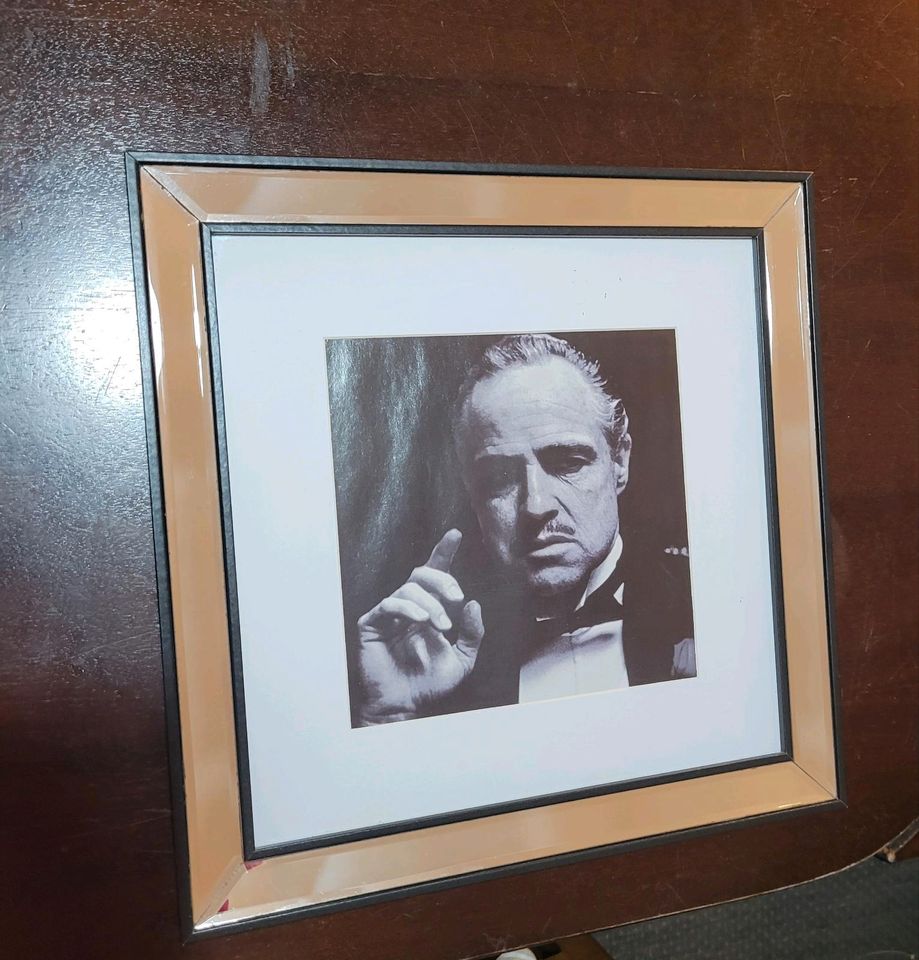 Marlon Brando, Bild im Rahmen mit Spiegel und Passepartout in Wesel