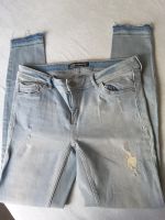 Clockhouse superskinny Jeans hellblau Größe 42 REG Baden-Württemberg - Mosbach Vorschau