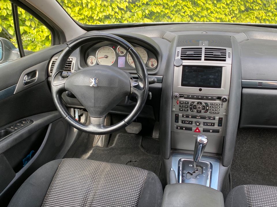 Peugeot 407 2.2 Limo Automatik + Klima + in Geislingen an der Steige