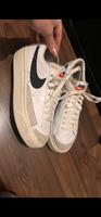 Nike Blazer Plateau 37 Nordrhein-Westfalen - Neuss Vorschau