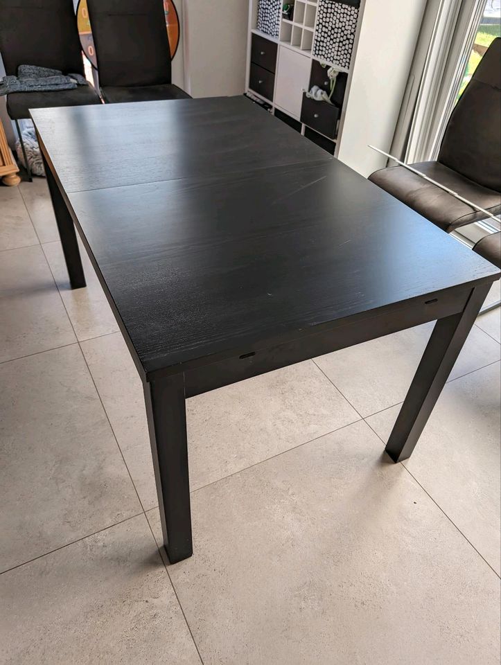 Tisch ausziehbar Ikea Bjursta 140-220*84 in Issum