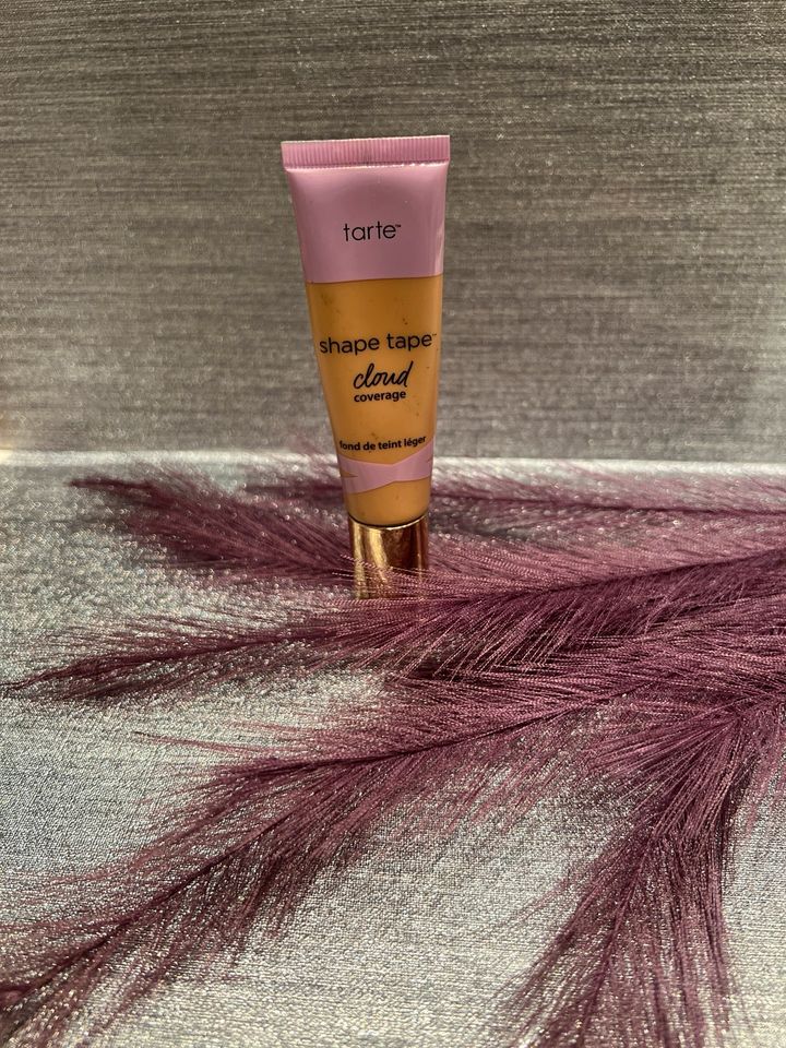 Tarte - Shape Tape Cloud Foundation in Mannheim