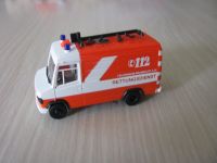 Herpa 167284 Mercedes Benz T2 Vario RTW Feuerwehr Frankfurt Hessen - Fulda Vorschau