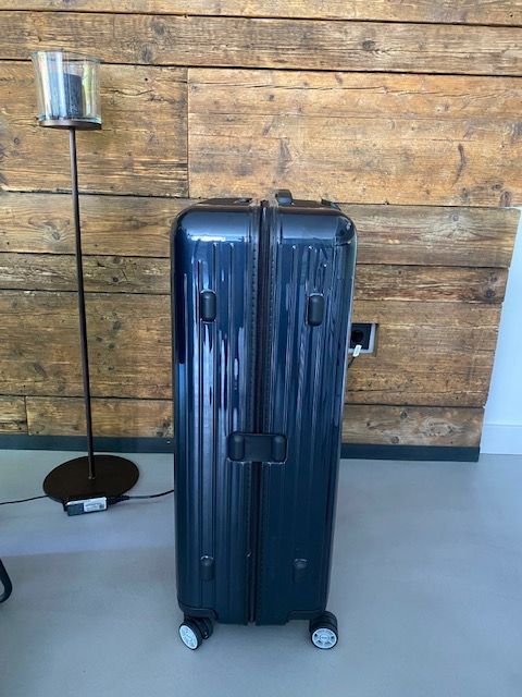 Neuer Rimova Koffer Salsa Air 91 Liter 52x27x78 Navy Blue in Heusenstamm