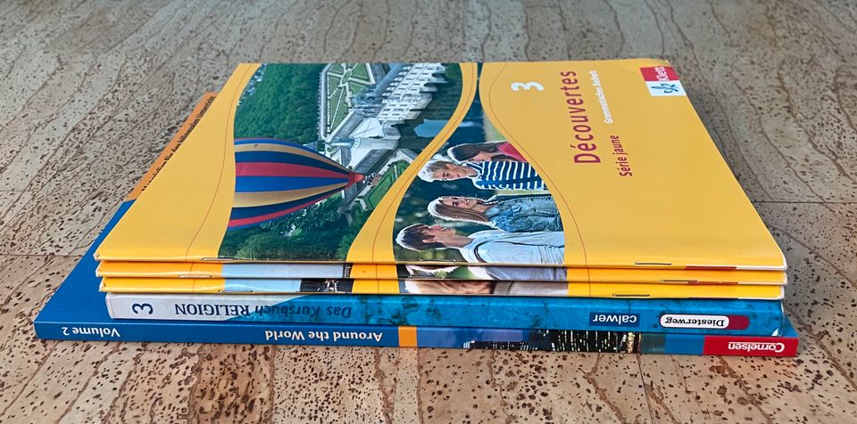 5 Schulbücher für 9.Klasse in Buxtehude