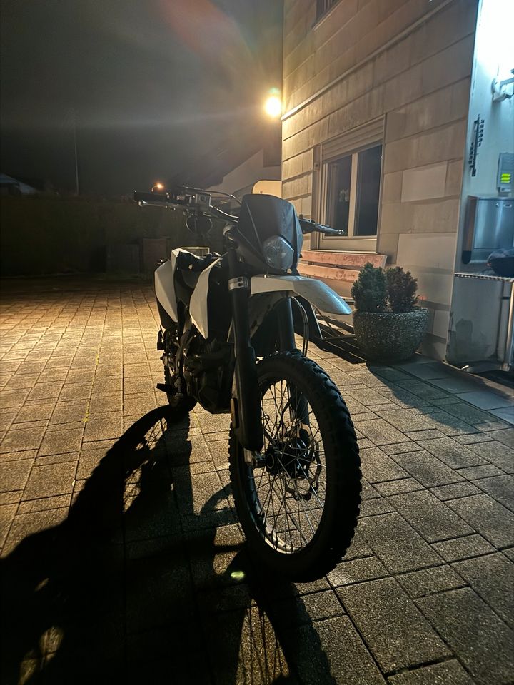 Malaguti Xtm 125 Baugleich aprilia sx125 in Schwäbisch Gmünd