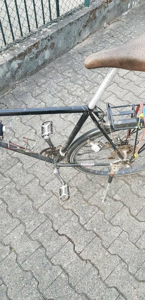 Tourenrad Fahrrad 28Zoll.  Rahmengröße 56 in Hasselroth