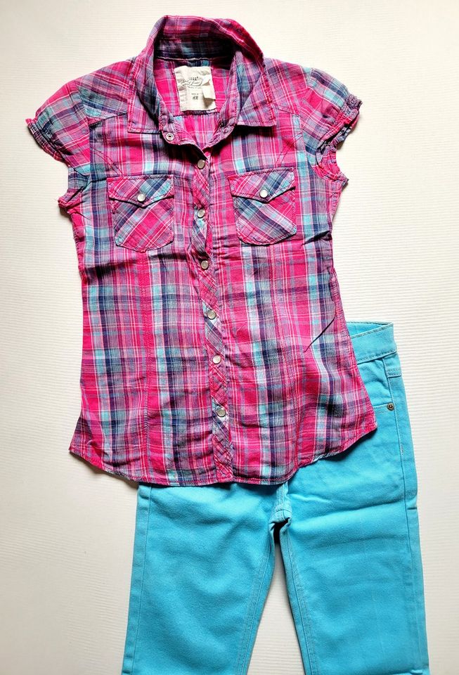 Kombi: 3/4-Jeans + Bluse, Gr. 140 in Osthofen