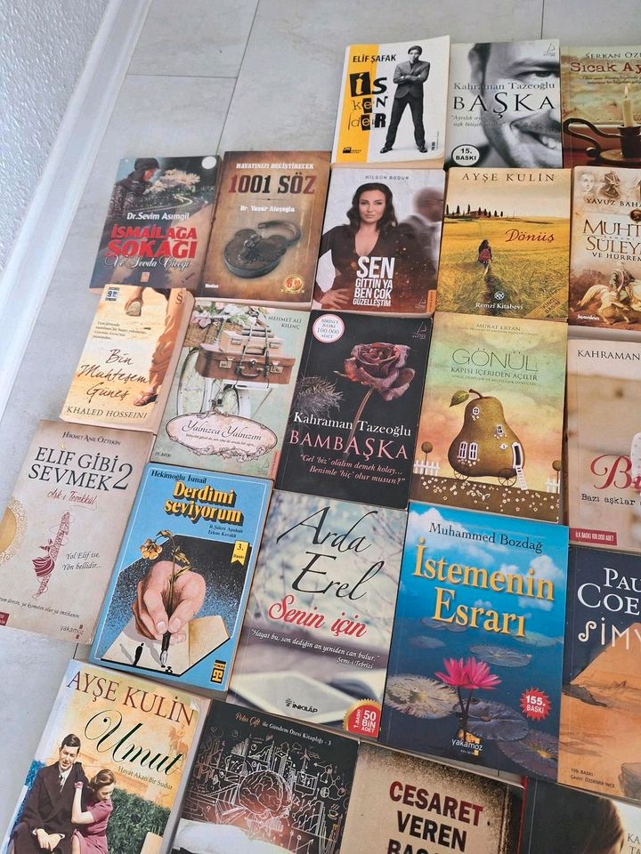Verschiedene Türkische Bücher in Herne