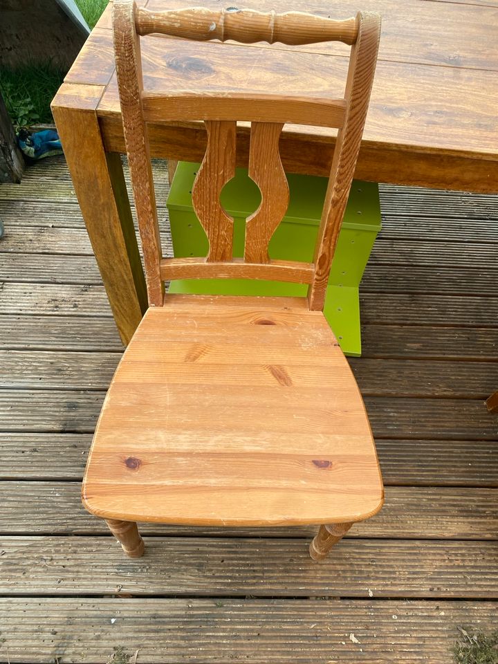 8 Stühle Holz in Dormagen