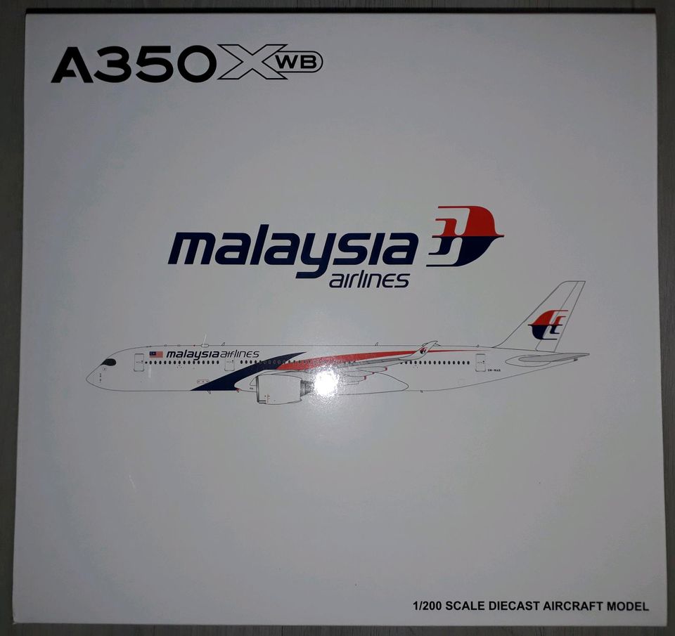 JC WINGS | 1:200 | Airbus A350-900 | Malaysia Airlines in Frankfurt am Main