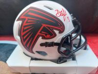 Signierter Football NFL Mini Helm, Atlanta Falcons, Drake London Hessen - Maintal Vorschau