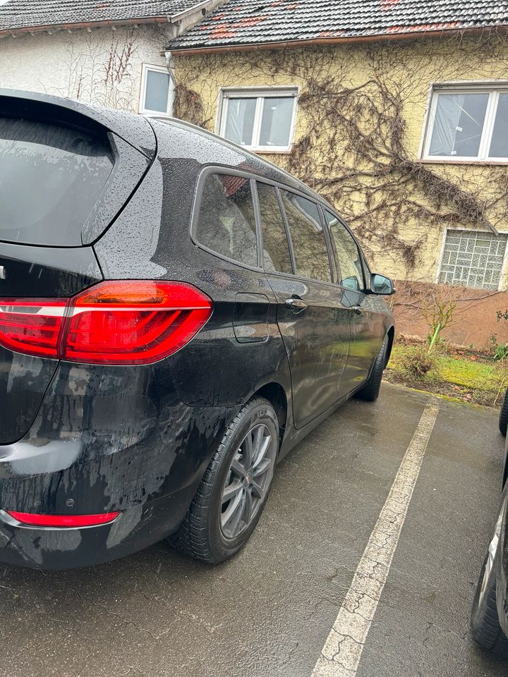 BMW 216i Gran Tourer 7 Sitzer in Pohlheim