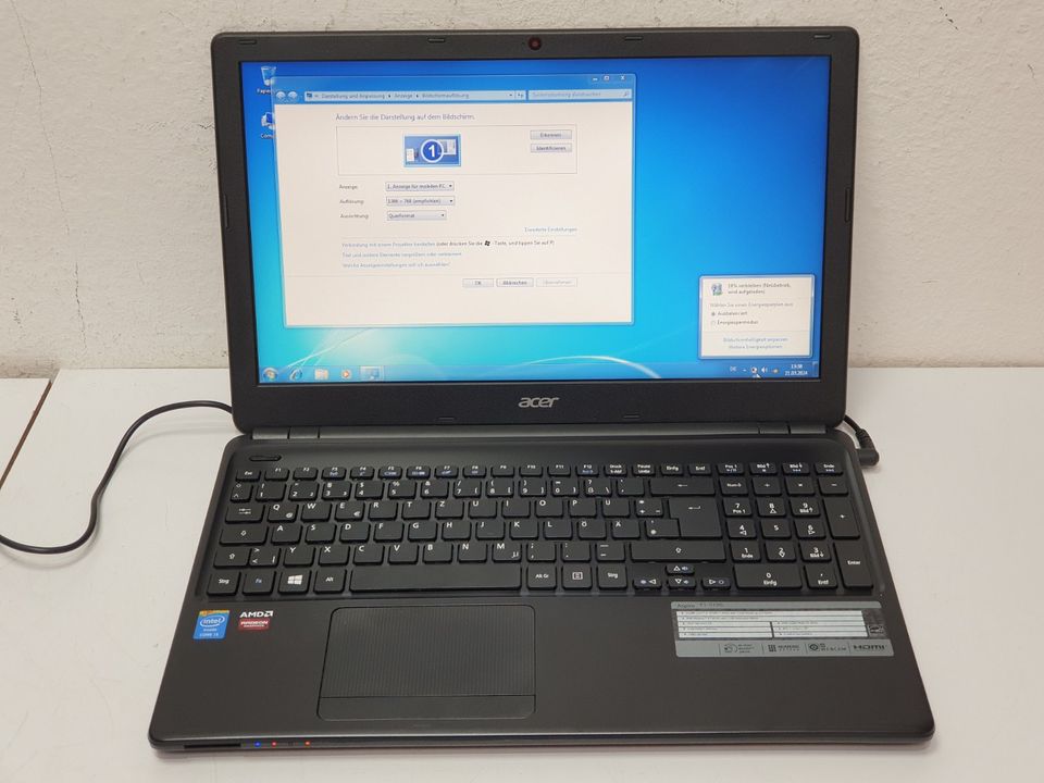 Acer E1-572g Windows 7 Gamer Notebook 8Gb 256GB SSD Laptop 15,6" in Fellbach