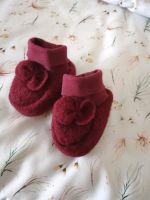 Neue Wollwalkschuhe Babyschuhe Geschenk weinrot Gr. 16-18 Baden-Württemberg - Oberndorf am Neckar Vorschau