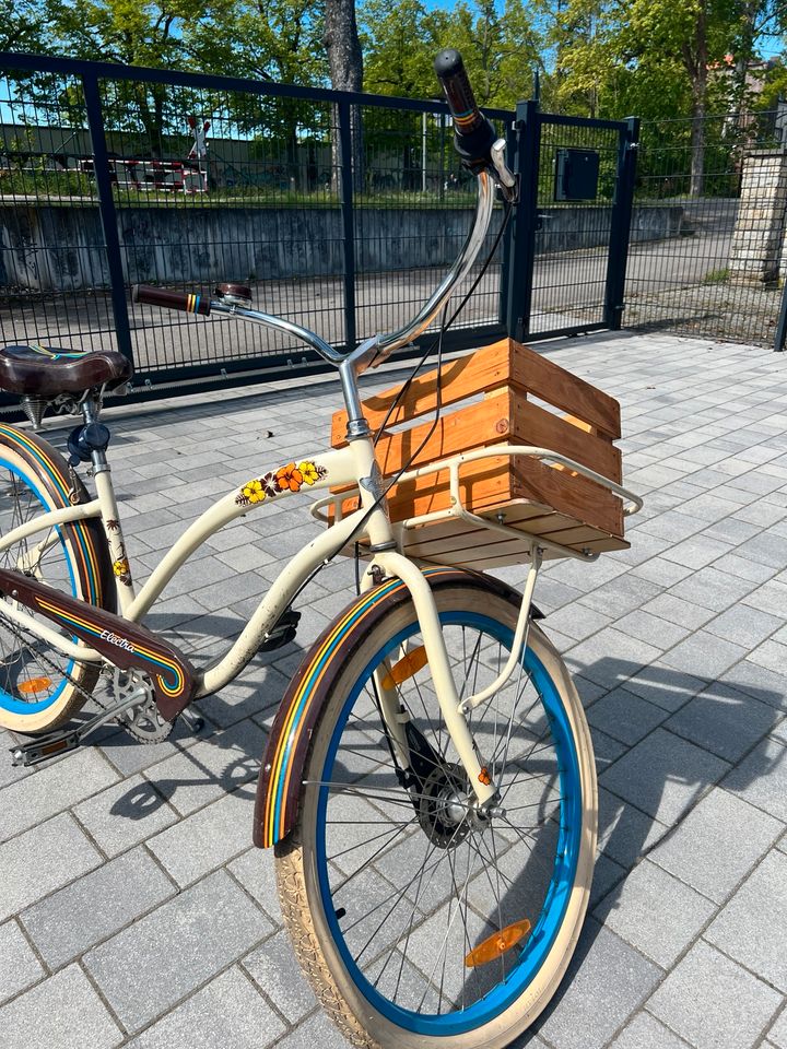 Damen Fahrrad Elektra Beachcriuser 26 Zoll mit Kiste in Wandlitz