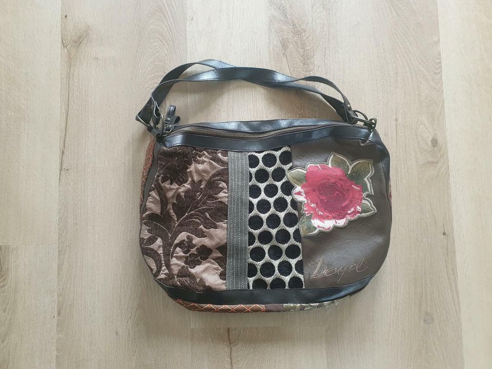 Handtasche mit Blume von Desigual in Enger