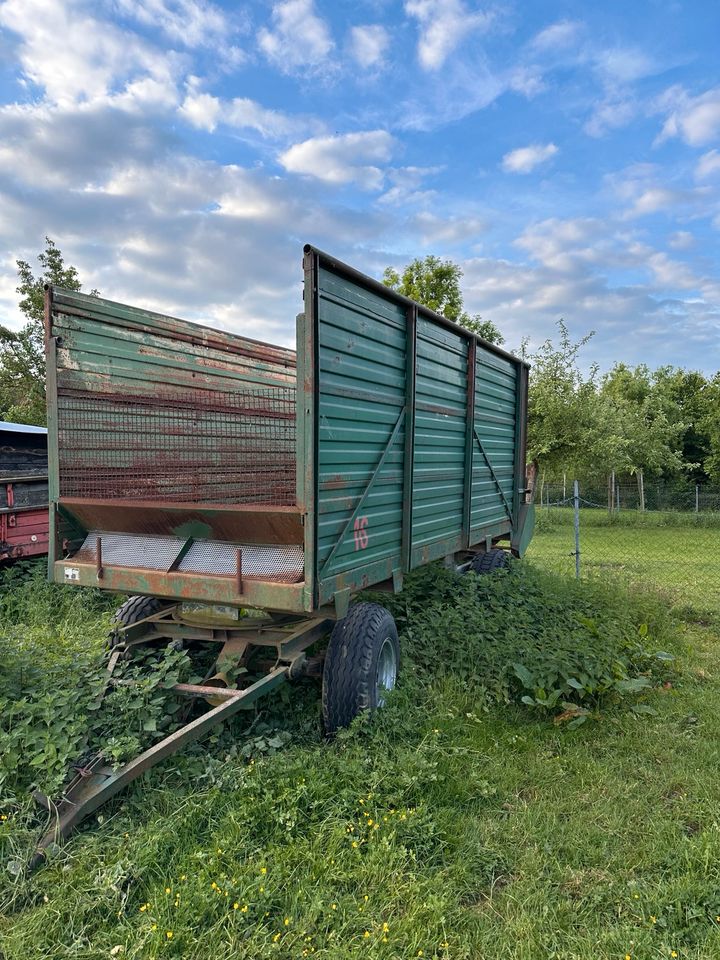 Häckselwagen, Harries, kein Welger, HW80, Kipper, Gummiwagen in Harsum