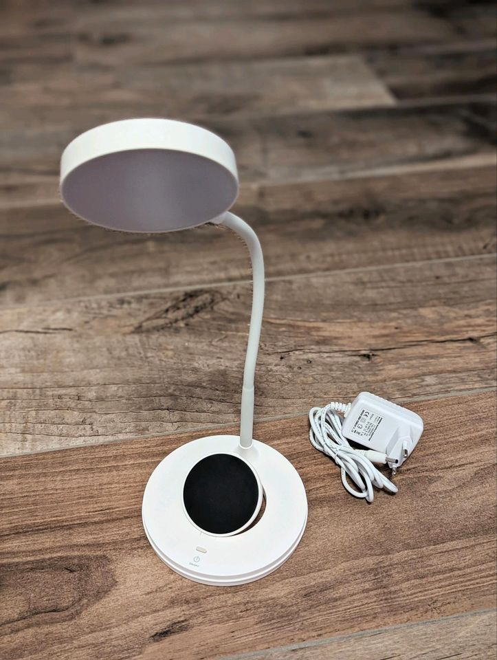LED Tischlampe mit Qi Ladestation+flexibel einstellbar+dimmbar in  Nordrhein-Westfalen - Borchen | eBay Kleinanzeigen ist jetzt Kleinanzeigen