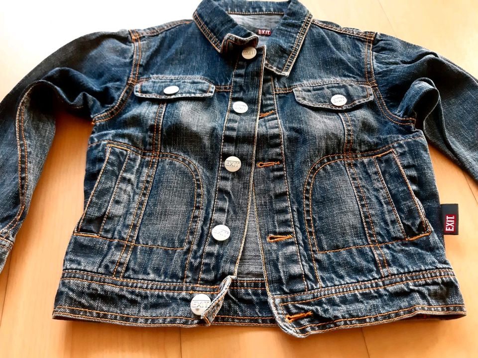 Jeansjacke Jacke Größe 98 - 104 in Üchtelhausen