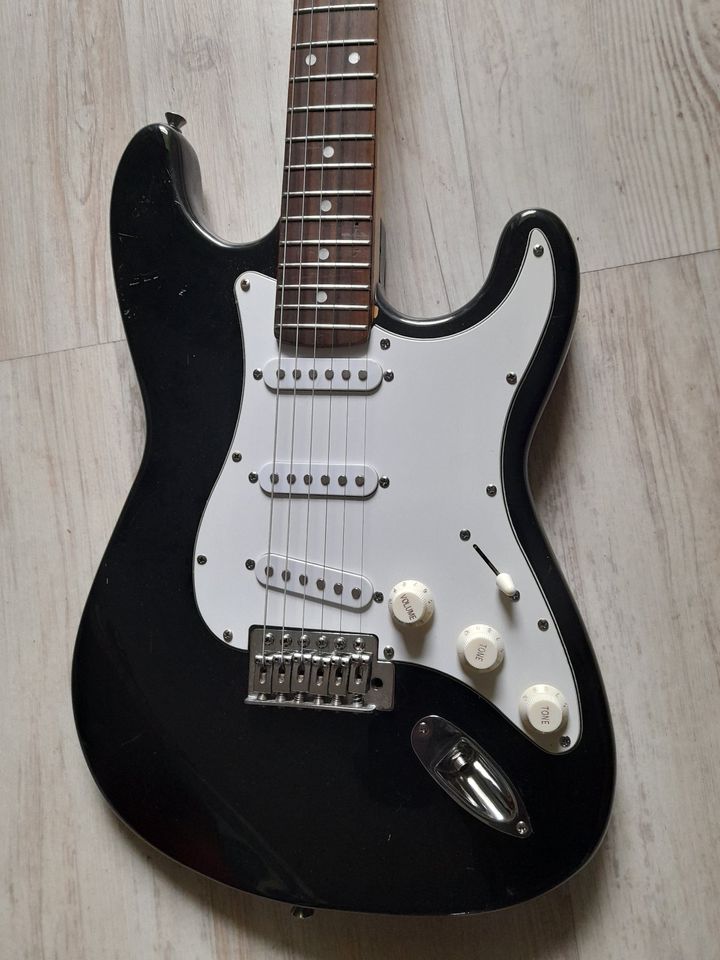 Fender Stratocaster Clone Nachbau Pickups in Duisburg