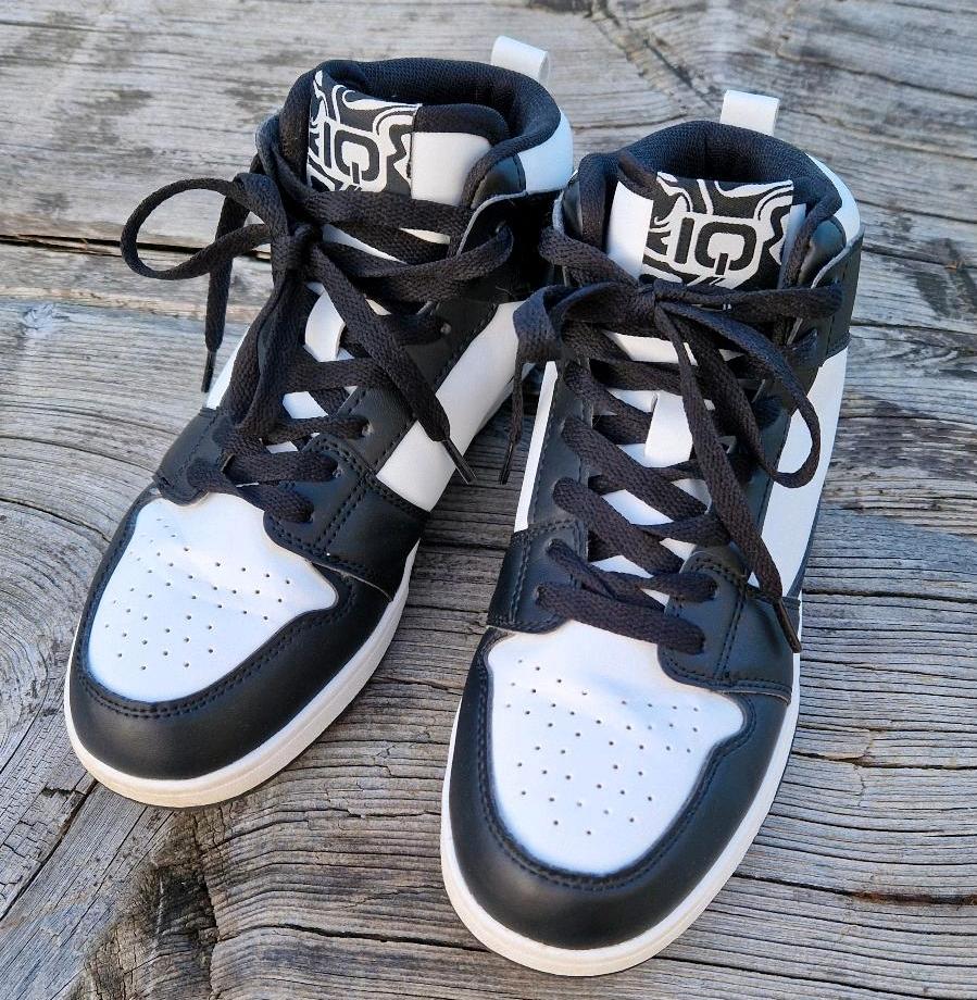 New yorker sneakers sales