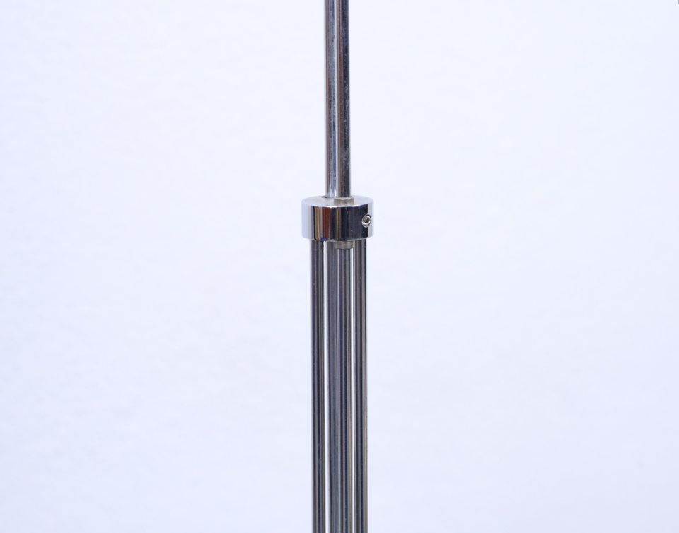 moderne Stehlampe 116cm Spot Leselampe Halogen Chrom in Dresden