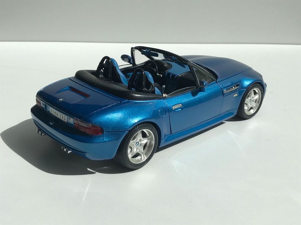 Bburago Burago BMW Z3 blau 1:18 Modell in Bargteheide