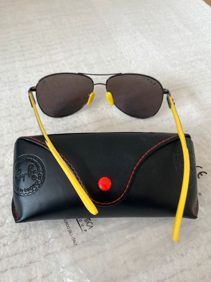 Ray.Ban scuderia Ferrari Sonnenbrillen in Wiesbaden