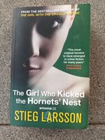 Buch "The Girl Who Kicked the Hornets' Nest" Steig Larsson (engl) Kr. München - Kirchheim bei München Vorschau