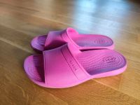 Badeschuhe Crocs Kinder Größe 34/35 Frankfurt am Main - Kalbach Vorschau