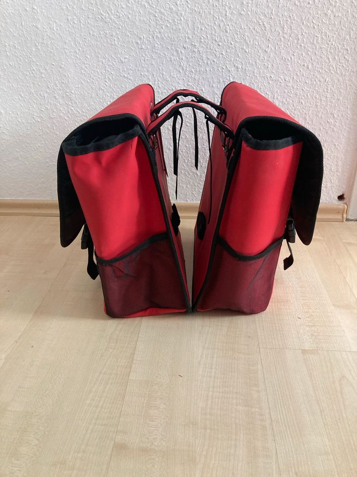 Fahrradtasche für Gepäckträger in Nürnberg (Mittelfr)