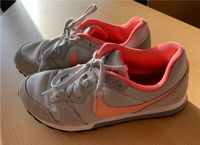 Nike Damen Laufschuhe Sportschuhe 38,5 MD Runner 2 Saarland - St. Wendel Vorschau