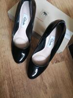 Clarks Pumps schwarz Lack Größe 36 Berlin - Tempelhof Vorschau