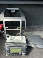 Hyundai i30 Radio mit Einbaurahmen Nordrhein-Westfalen - Bergneustadt Vorschau