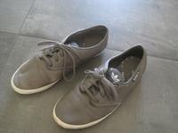 Sneaker adidas Schnürer grau Größe 40,5 Schuhe Halbschuh Nordrhein-Westfalen - Inden Vorschau