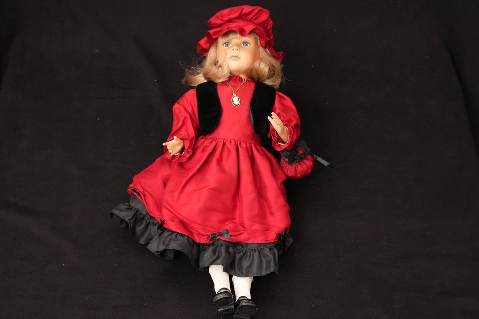 Porzellanpuppe - Künstlerpuppe Katharina in Karlstadt