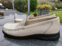 Echt Leder Bama Sommer Slipper Mokassins 6,5 39 40 Creme Weite G Niedersachsen - Nordhorn Vorschau