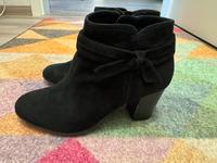 Stiefelette mit Schleife Niedersachsen - Osnabrück Vorschau