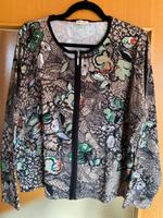 Strickjacke mit Blumen Nürnberg (Mittelfr) - Oststadt Vorschau