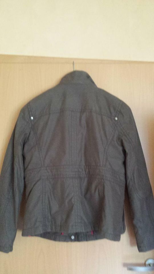 EDC by Esprit tolle Jacke khaki Gr. XL, herausnehmbares Futter in Jülich