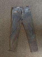 w. NEU Replay Luz Hyperflex + Jeans Skinny W 27 Bremen - Oberneuland Vorschau