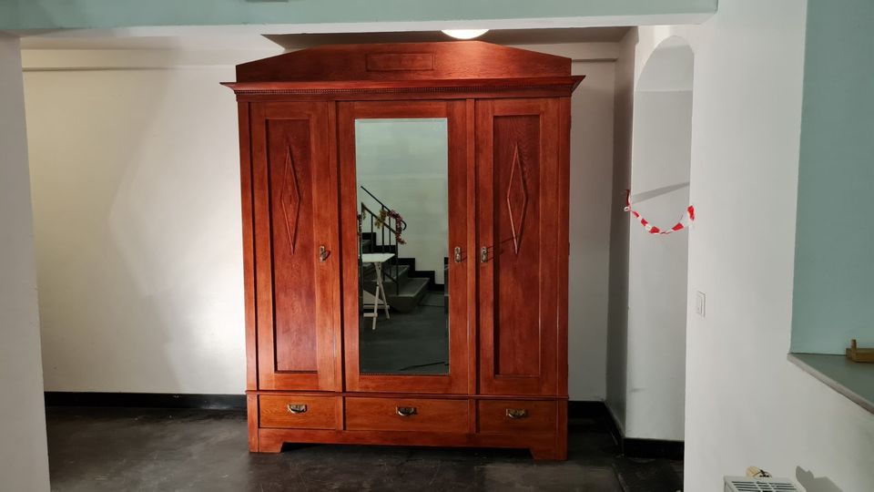 Jugendstil Schrank, Kleiderschrank, antiker Schrank, Schrank in Berlin