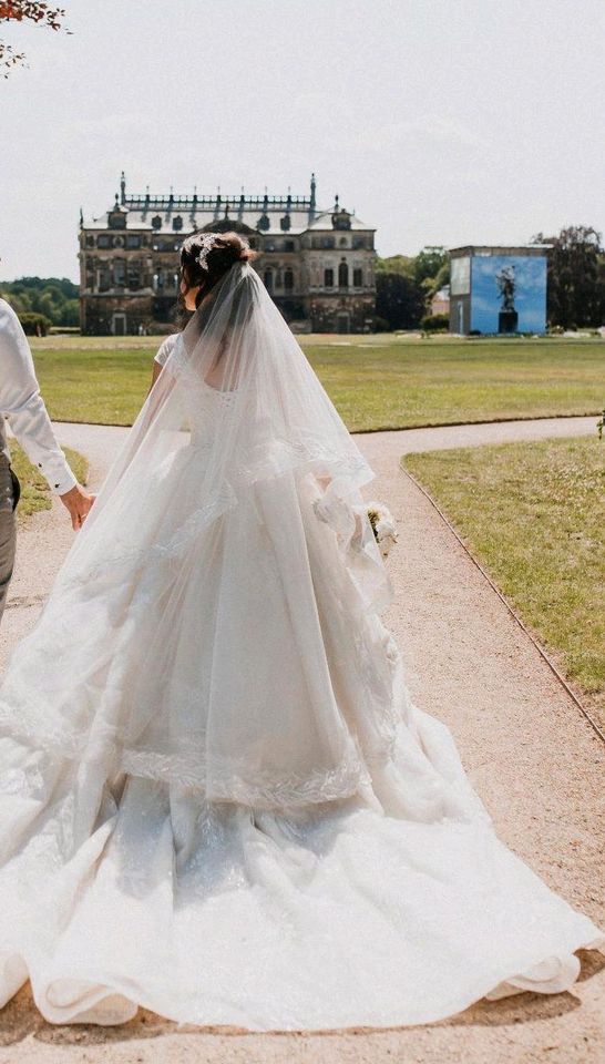 Hochzeitskleid / Prinzessinnenkleid in Korbach