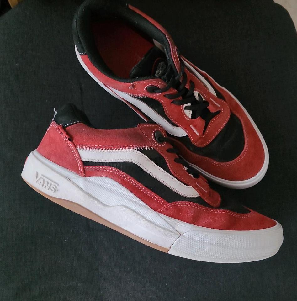 Athletic vans sale