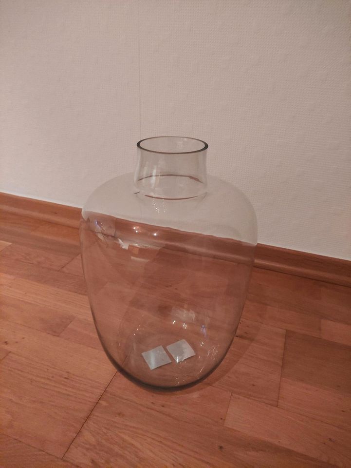 Vase neu!!! in Weiterstadt