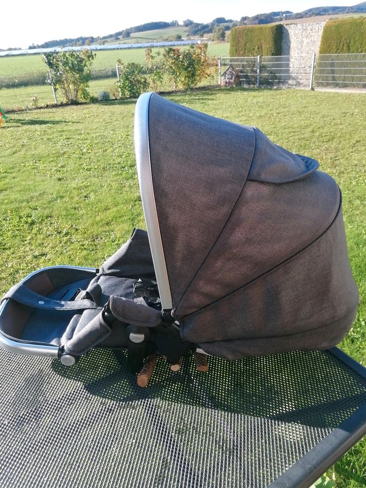 Kinderwagen Moon Lusso grau in Hengersberg